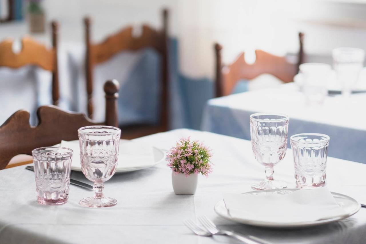 רימיני Hotel Cheri מראה חיצוני תמונה