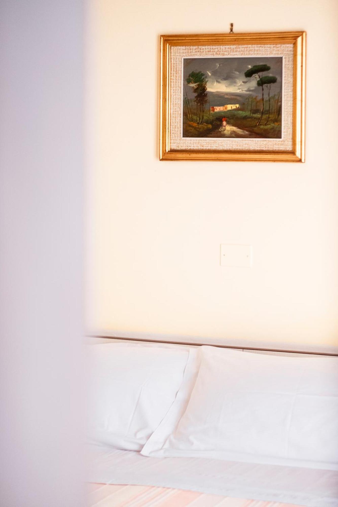 רימיני Hotel Cheri מראה חיצוני תמונה